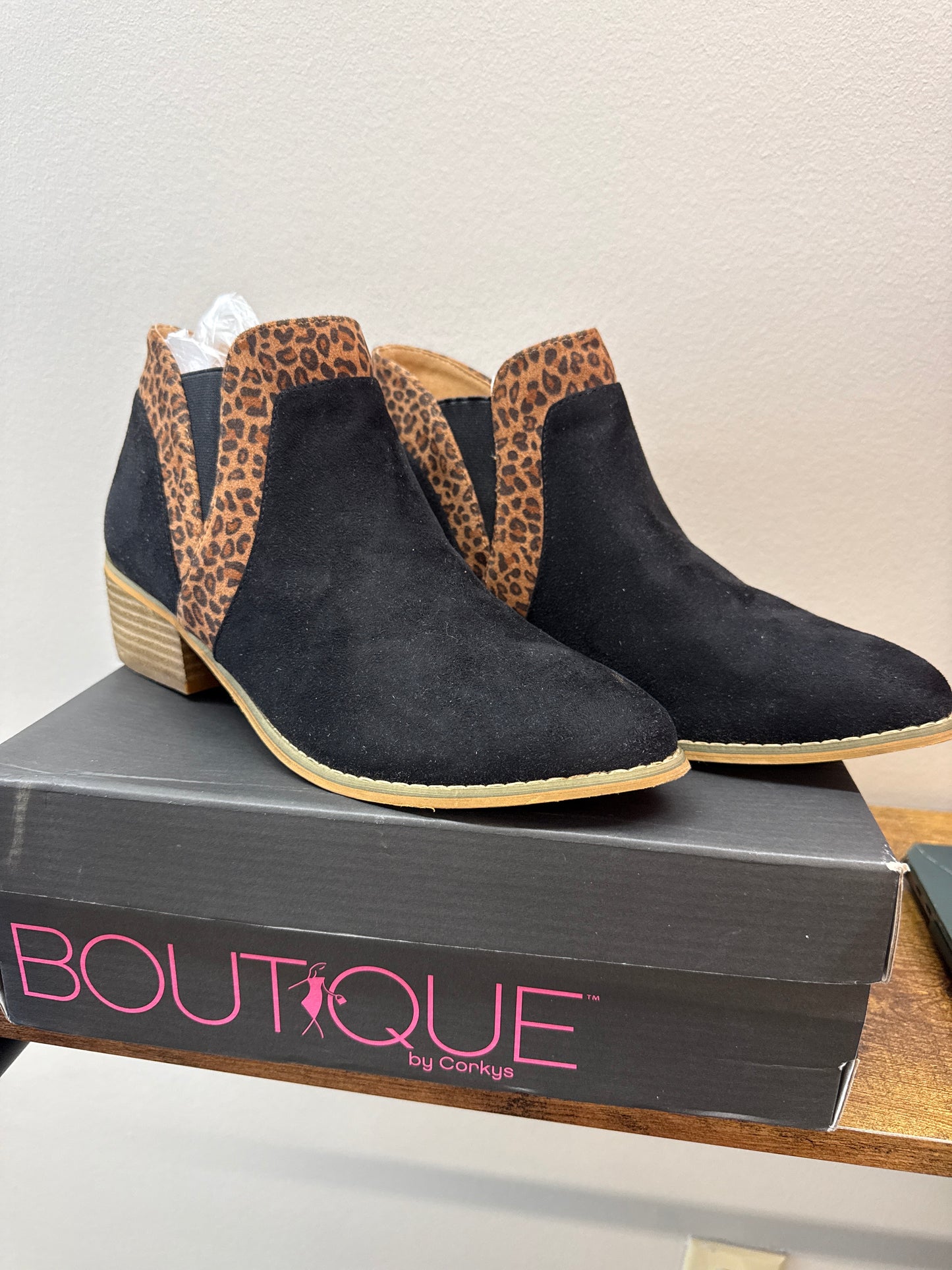 PK 0006 NWT Corky’s Bootie - 11