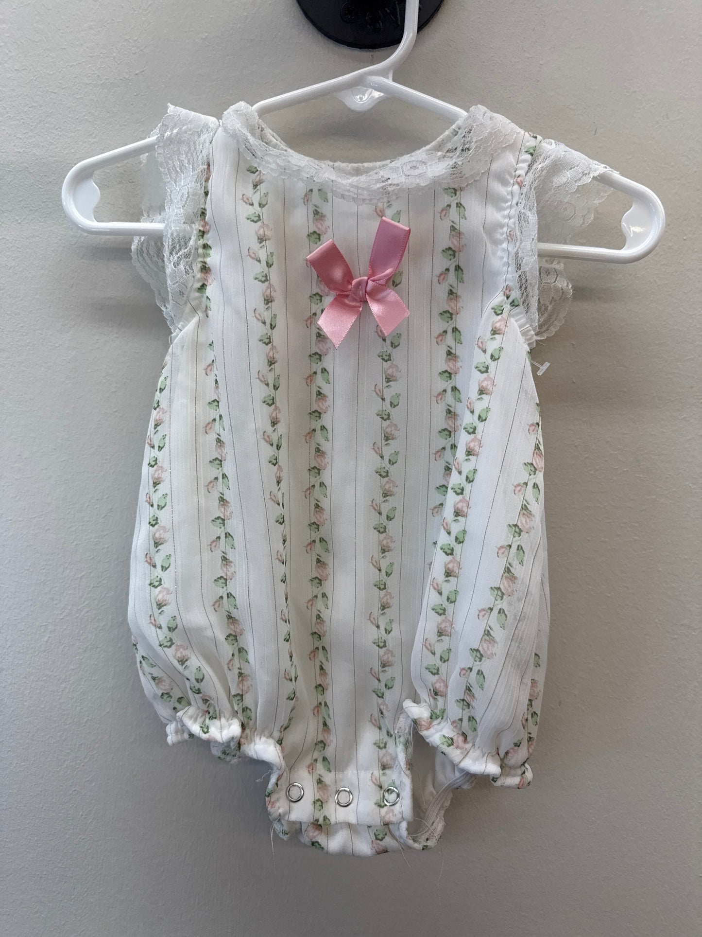 PK*0009 Lace Trim Stripe Floral Bubble - 3-6 month