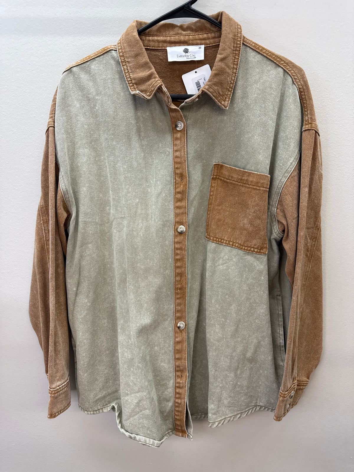 BL 0010 NWT Everyday Chic Boutique Jacket - Medium
