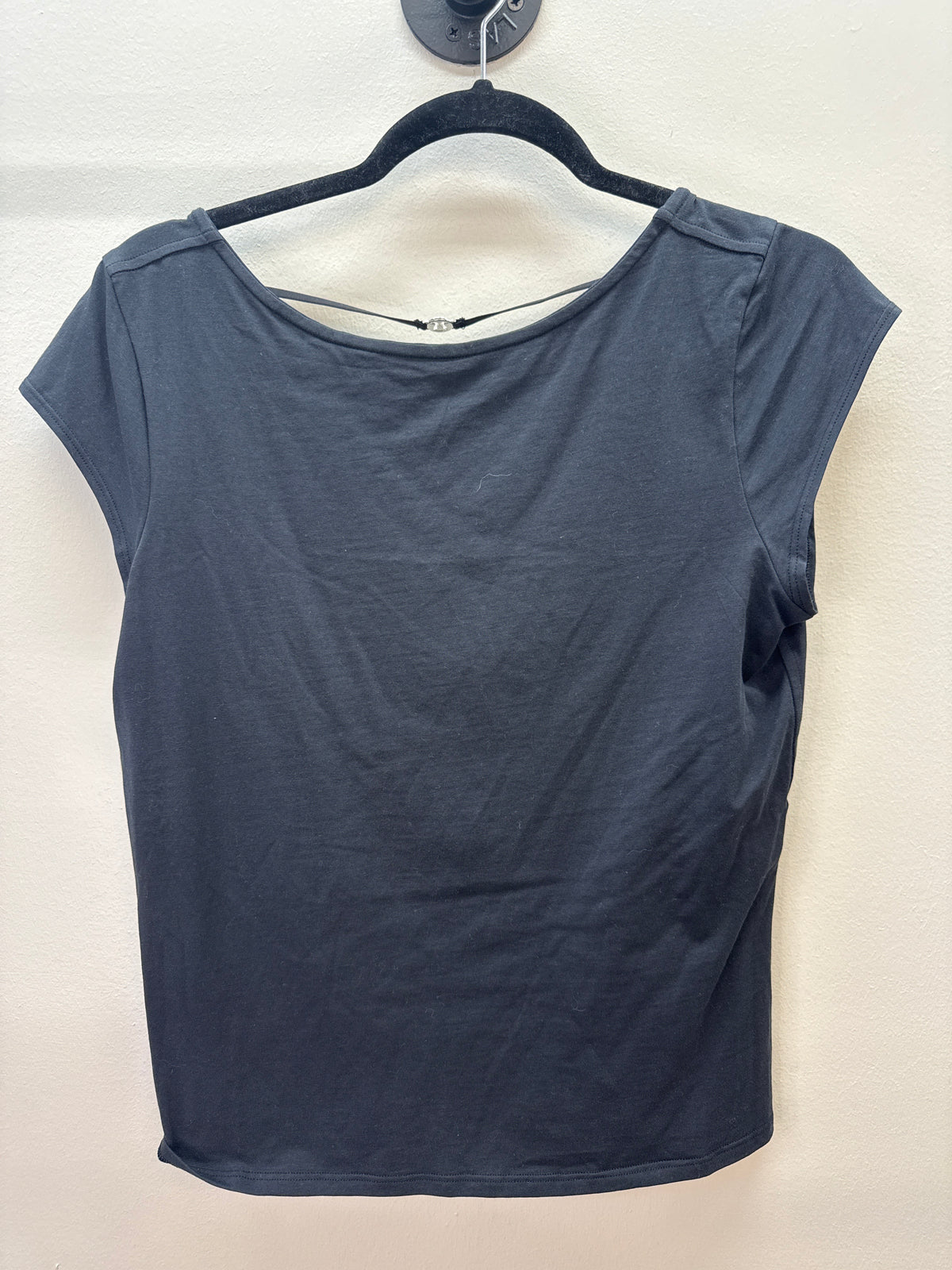 GR*0016 Lululemon Black Tee - large