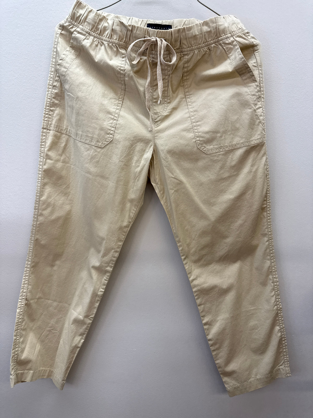 BL 0013 NWT Khaki Pants - Medium