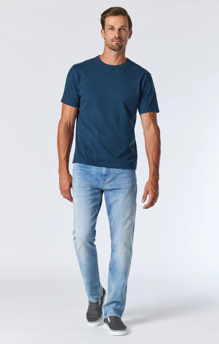 Zach Straight Leg Lt Foggy Feather Blue Jeans