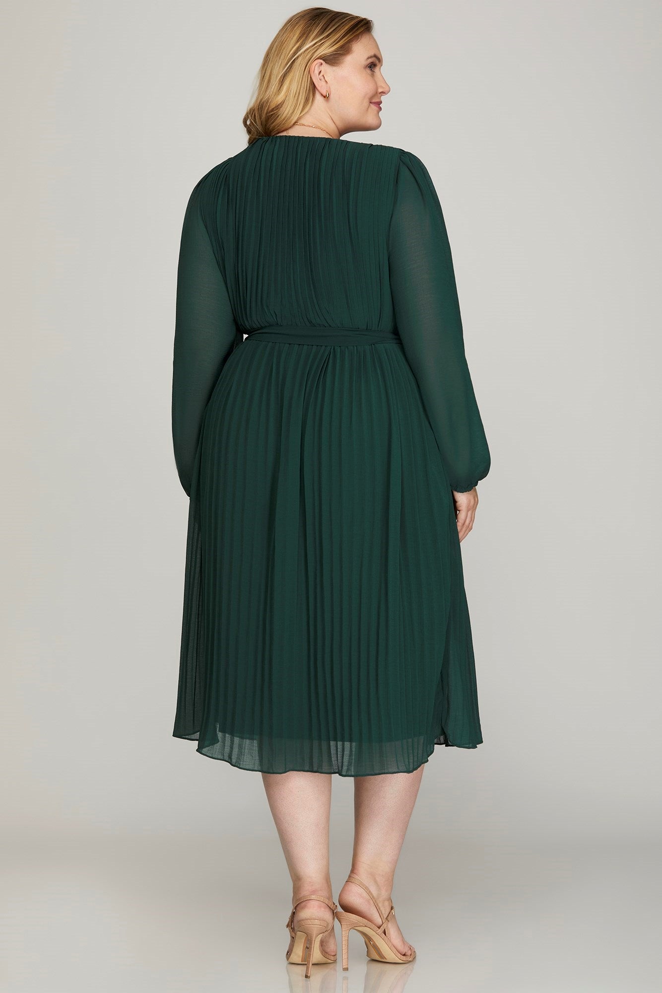 Curvy Pleated Midi Dress