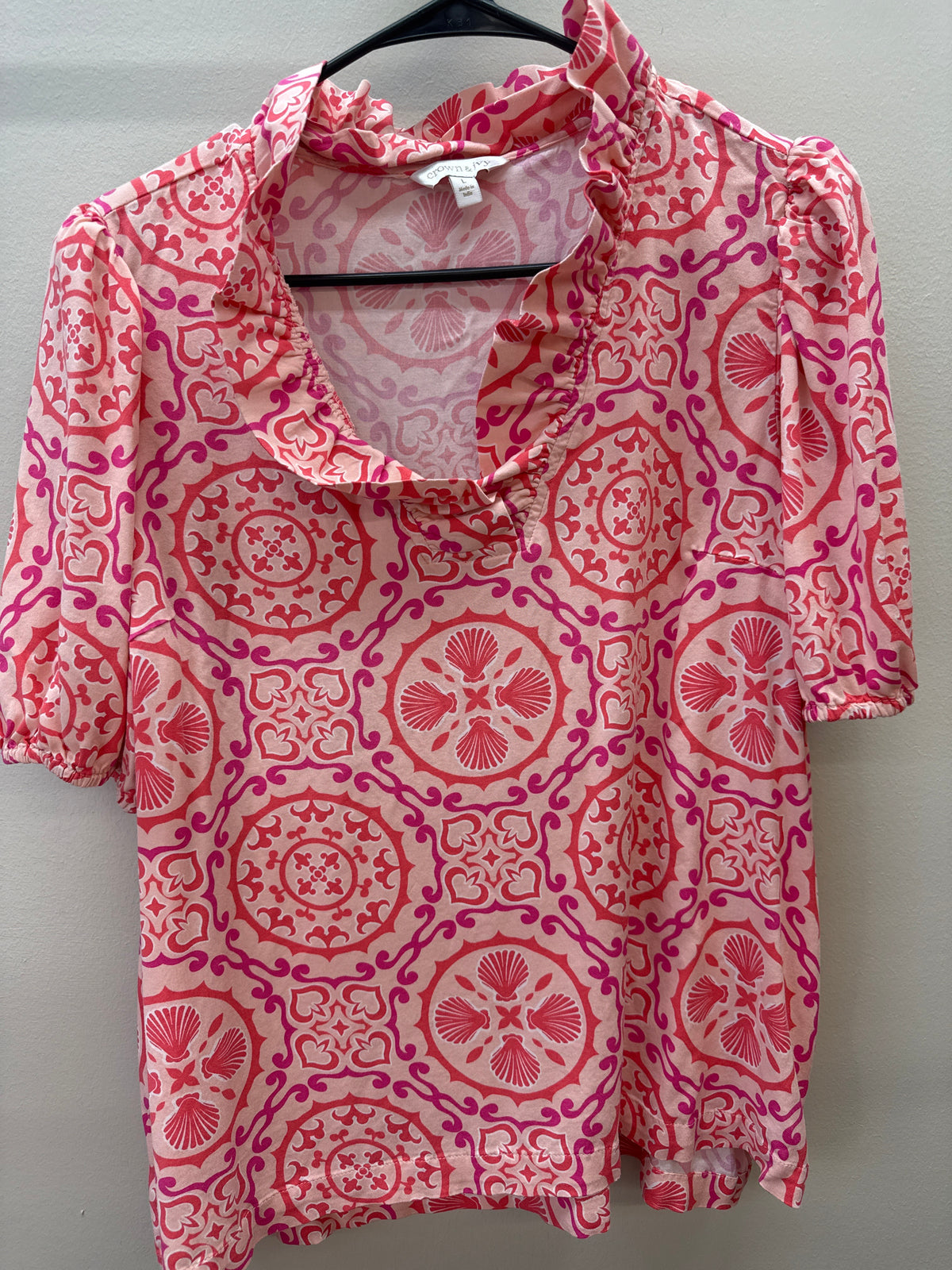 OR 0011 Crown & Ivy Seashell Top - Large