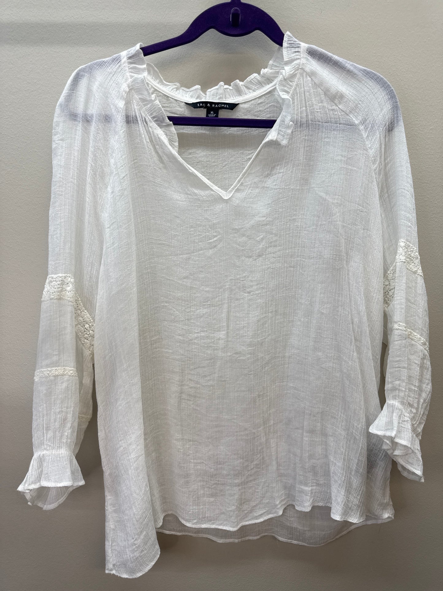 BL 0014 White Flowy Top - XL