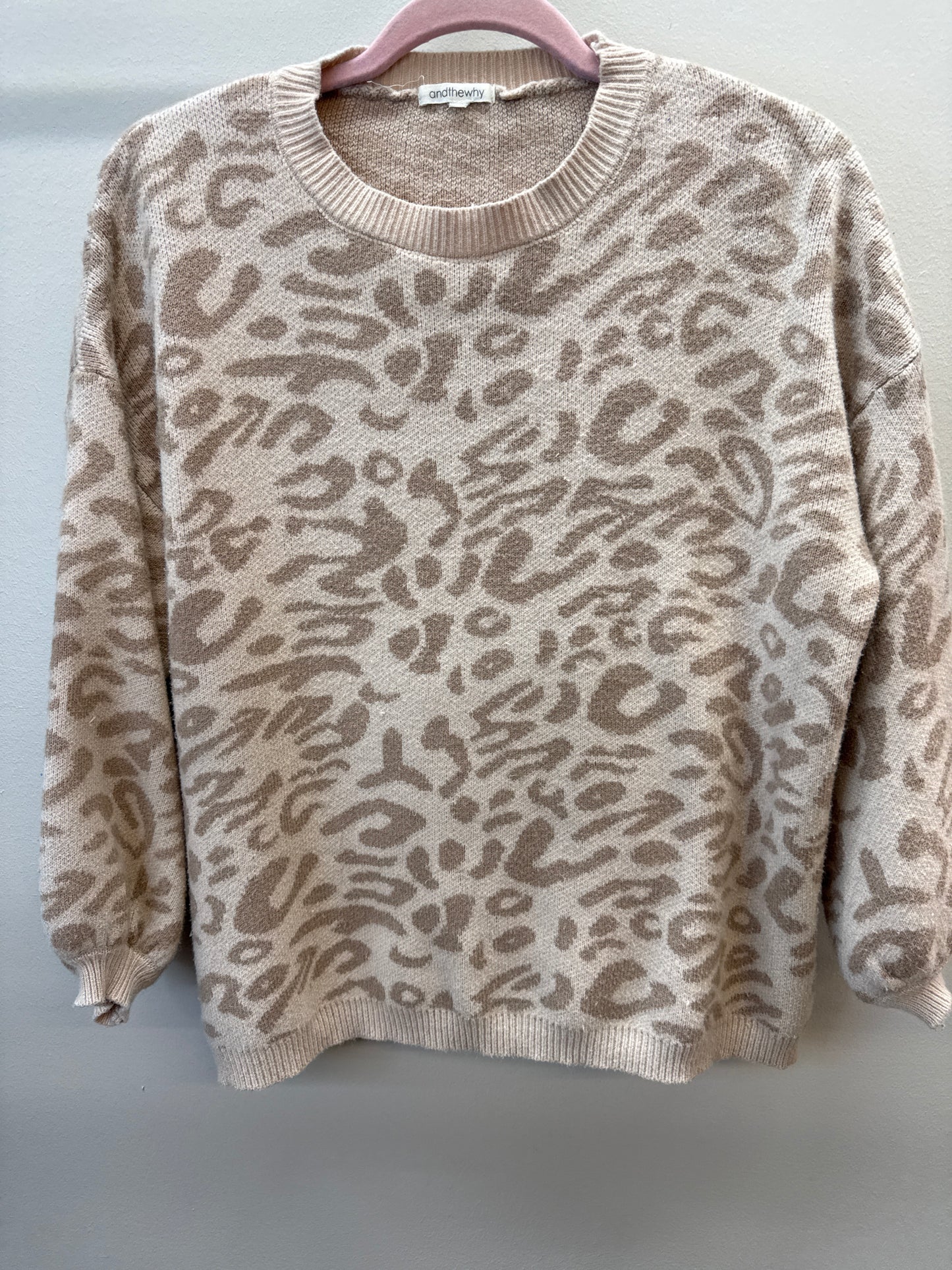 PK*0009 andthewhy Cheetah Sweater - Small