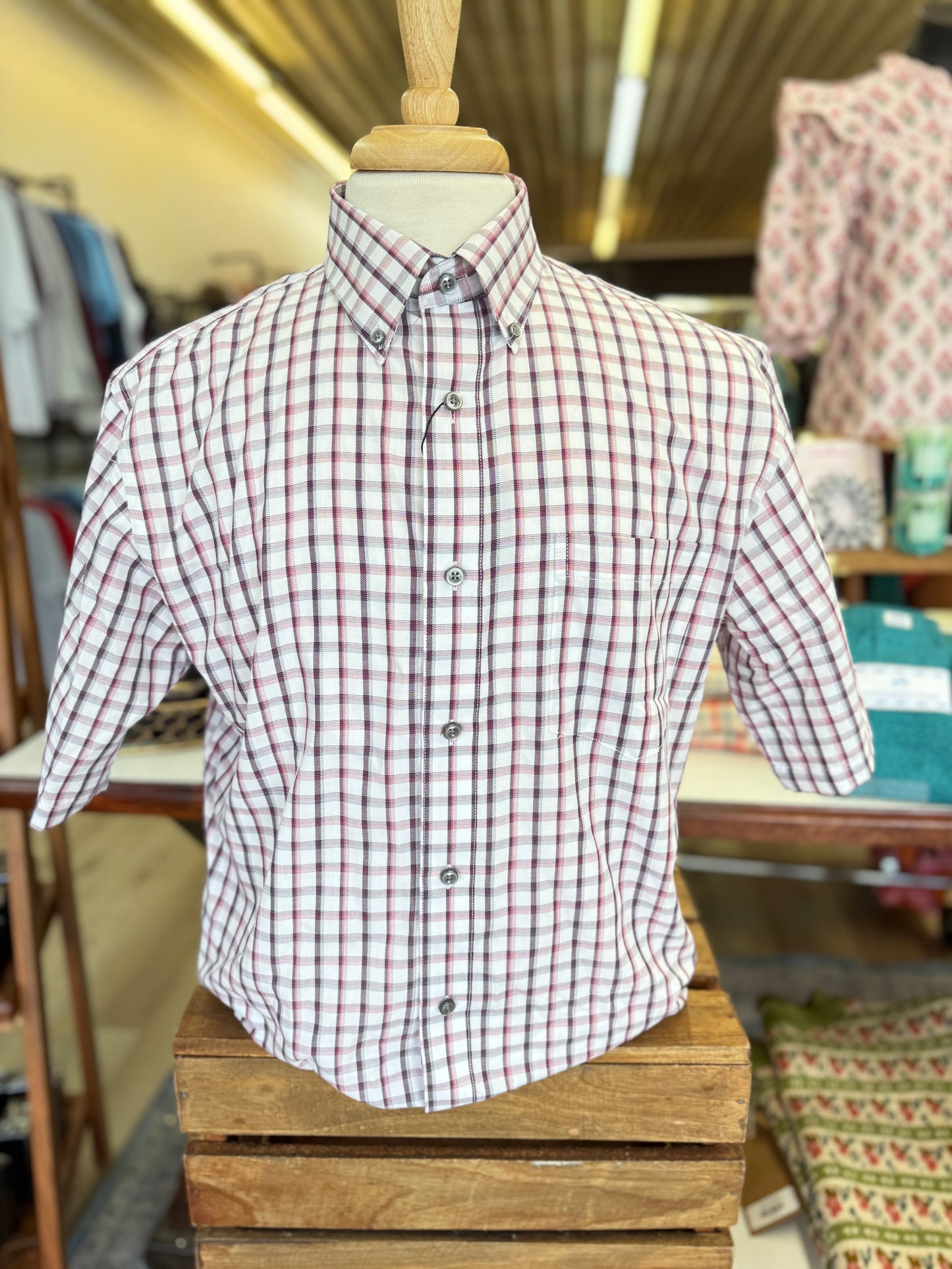 White/Maroon Short Sleeve Button Down