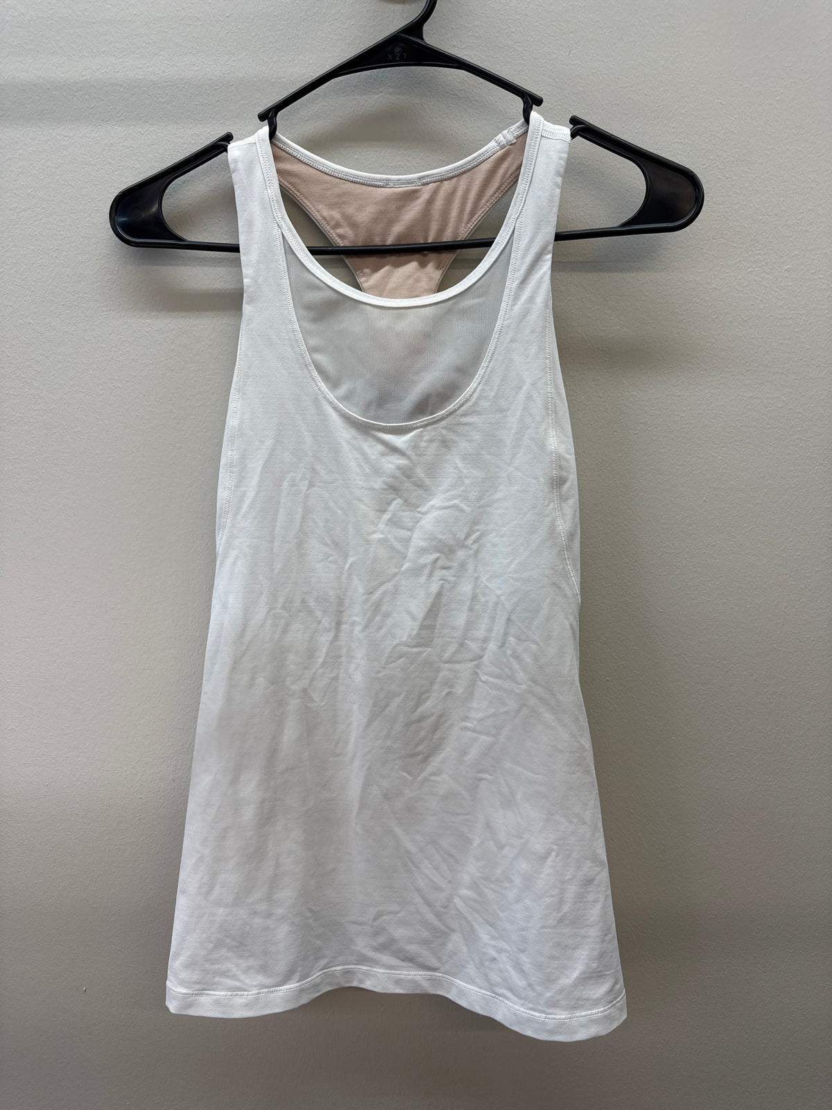 BL 0010 Lululemon White Tank - sz 6