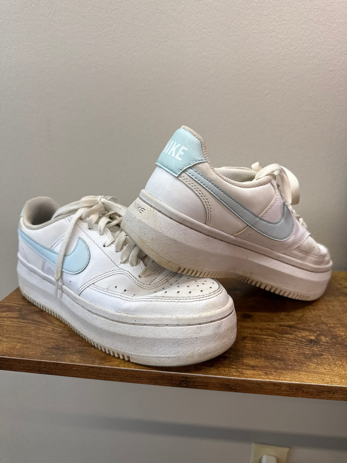 PK 0006 Nike Air Force 1 Tennis Shoe - W11.5/M10
