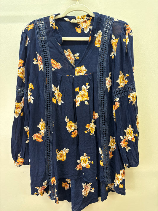 GR 0024 Blu Pepper Navy Floral Top - 1XL