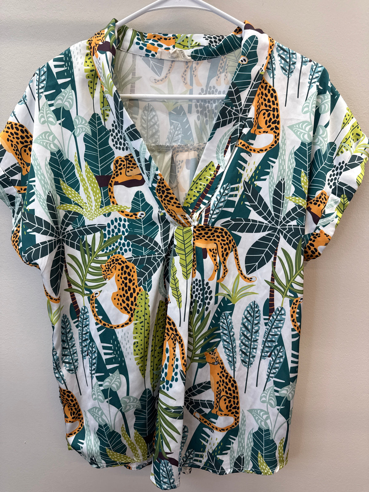 PK 0006 Entro Cheetah Animal Top - Small