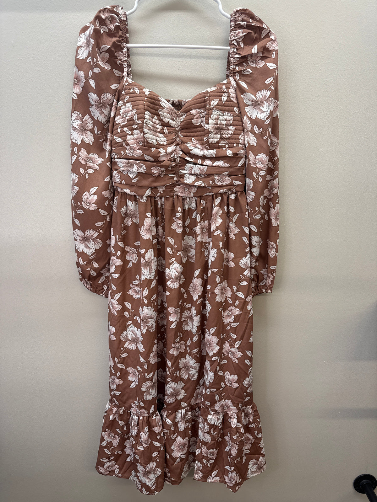 YW 0004 NWT Brown Floral Midi Dress - Small