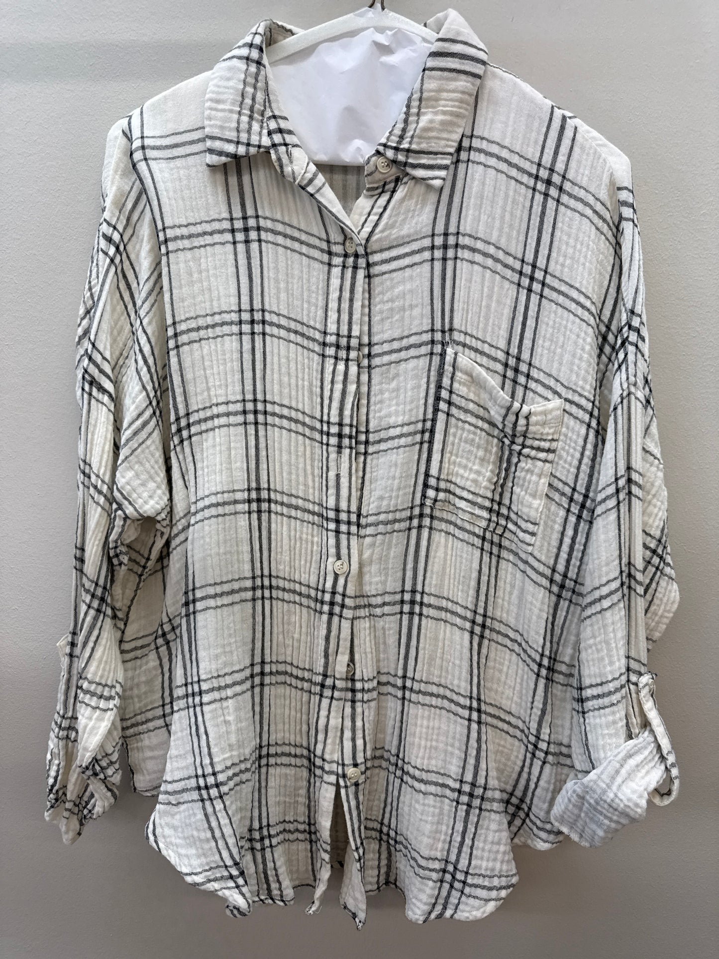 BL*0005 Blu Pepper Cream Plaid Button Up - Small