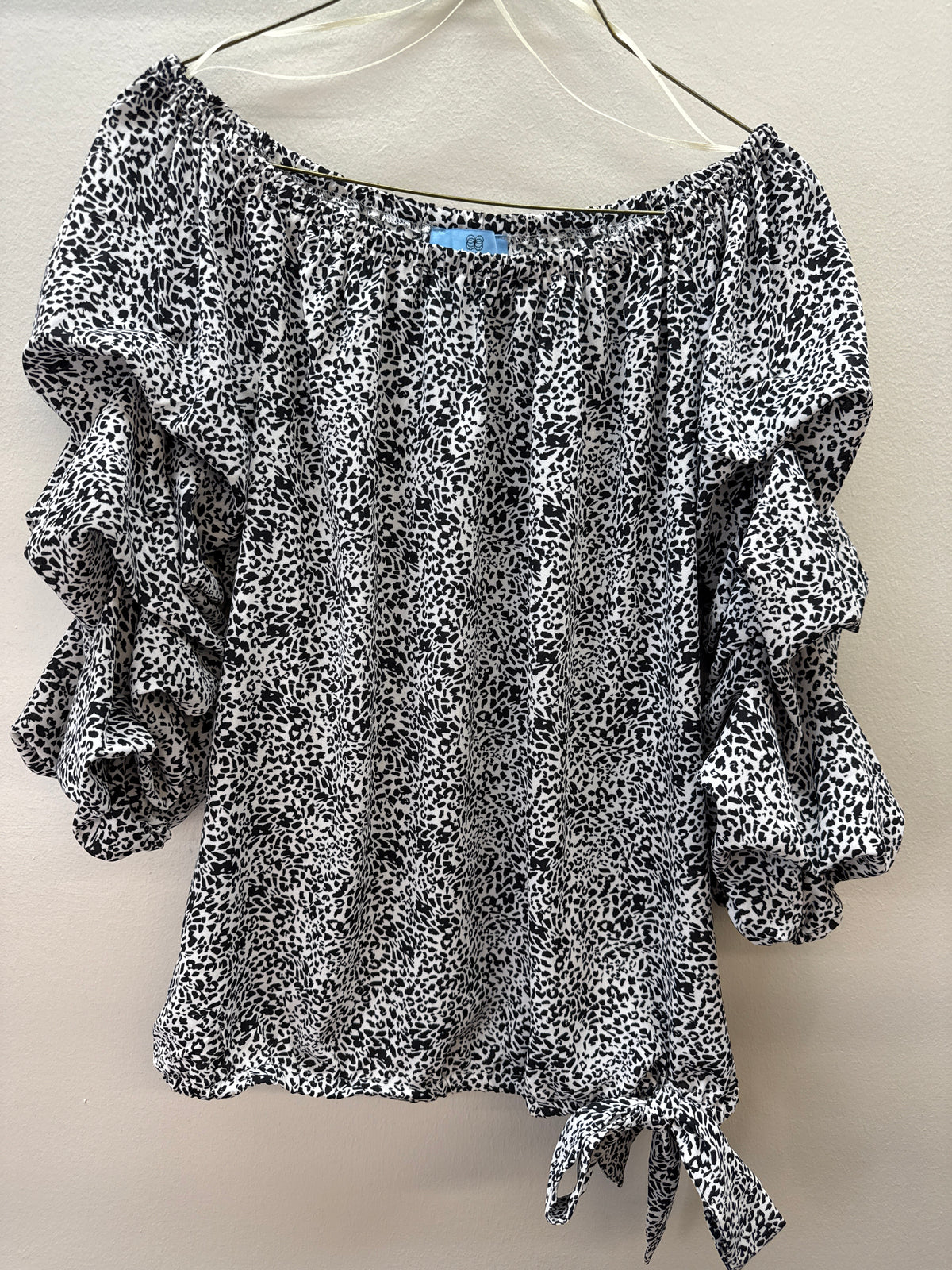 BL 0013 Black/White Print Top - Medium