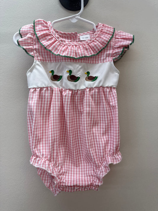 OR 0011 Pink Gingham w Ducks - 12-18 months
