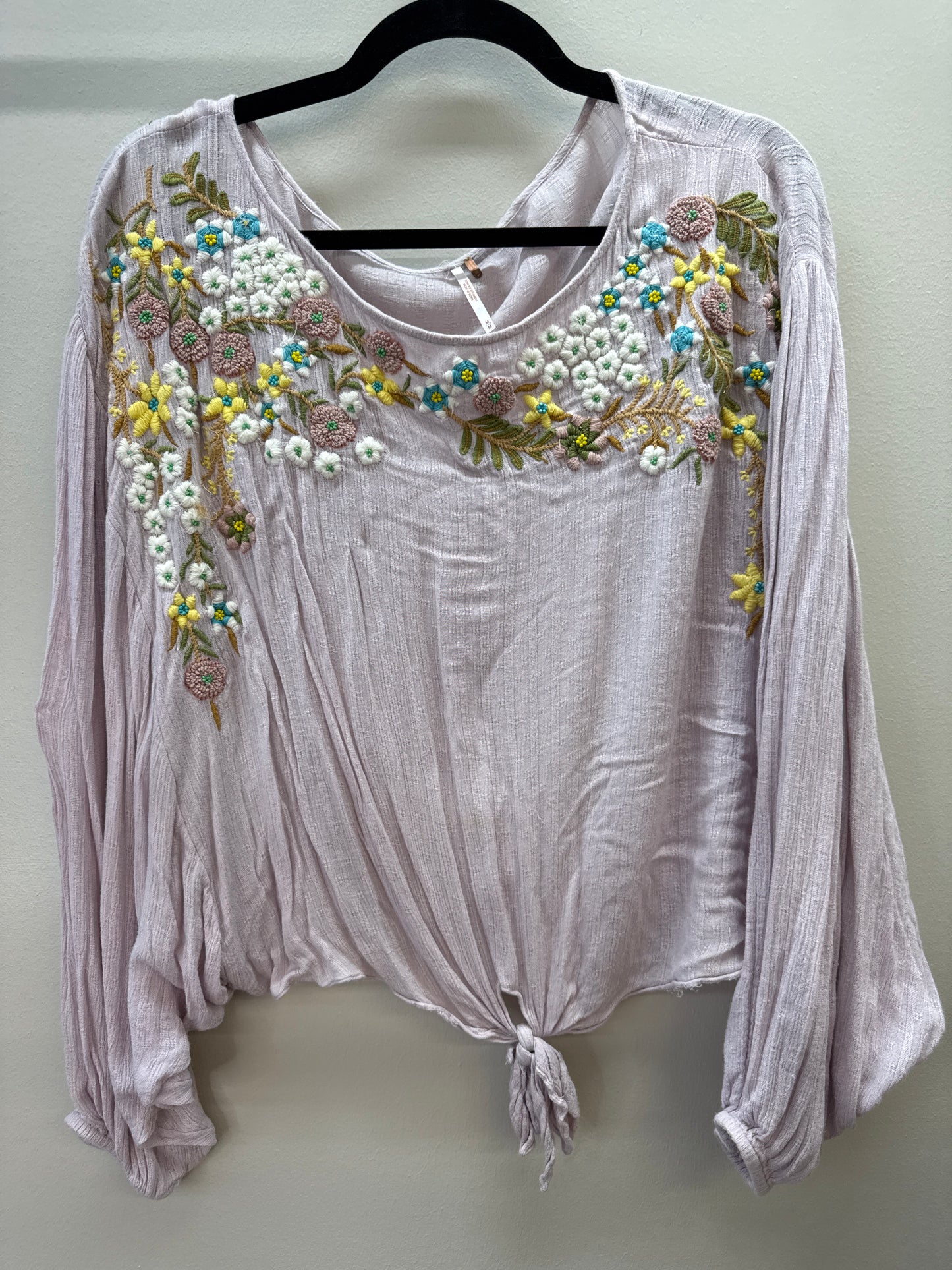 BL 0010 Free People Purple Flower Top - Medium