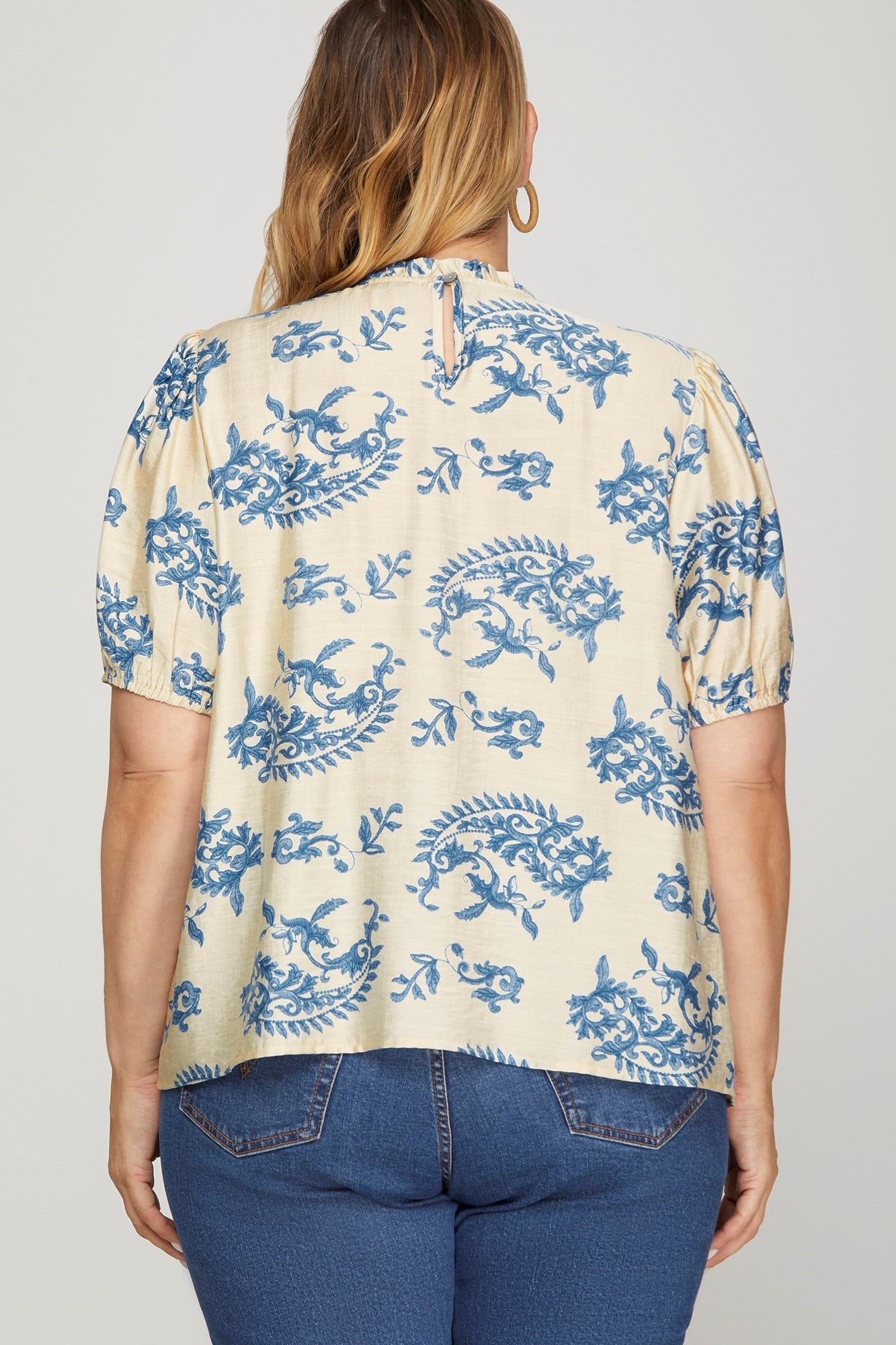 Curvy Cream/Blue Printed Top