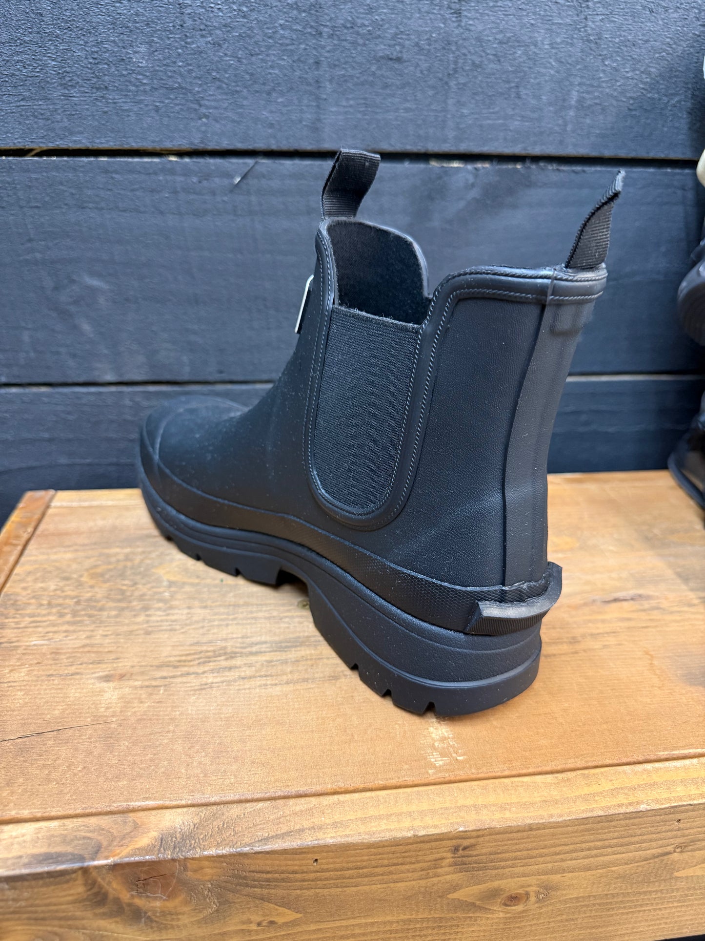 Barbour Nimbus Chelsea Welly Men’s Rain Boots
