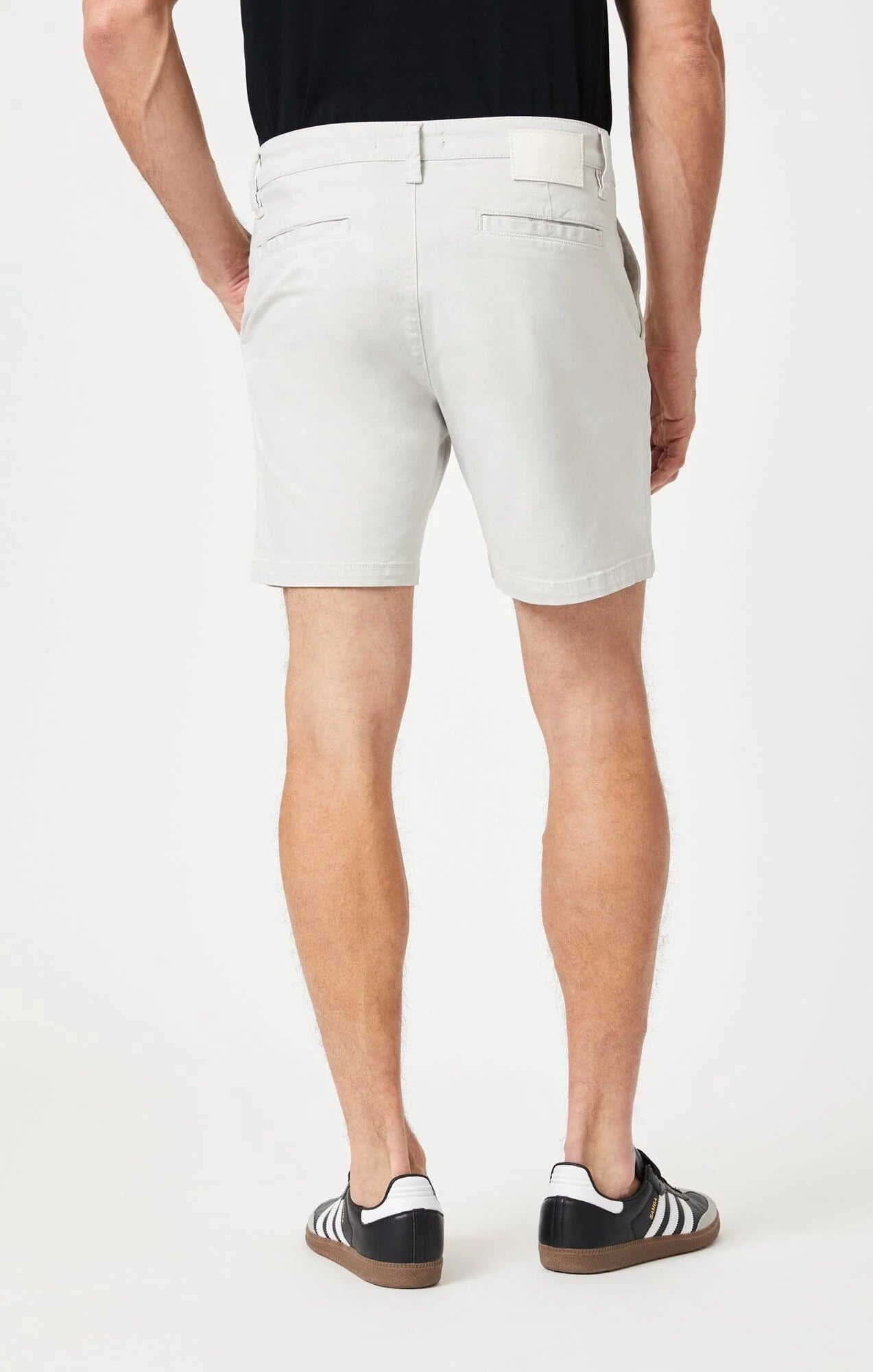 Nate 7" Khaki Shorts
